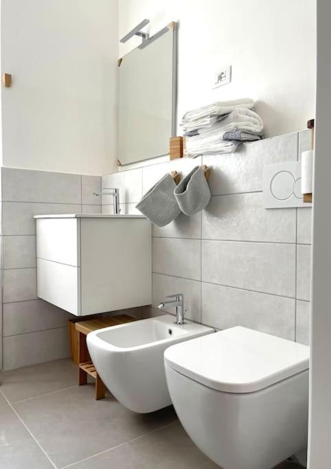 Leia Home W/Private Parking In Old Town Trieste Exterior photo